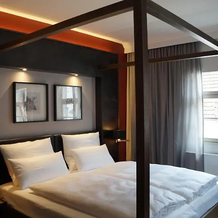 Ebracher Hof Hotel 4*